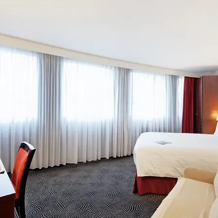 Hotel Mercure Gare Montparnasse Tgv Parigi
