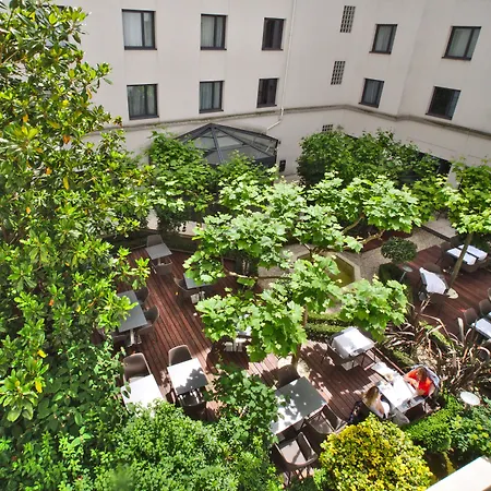 Mercure Gare Montparnasse Tgv Parigi