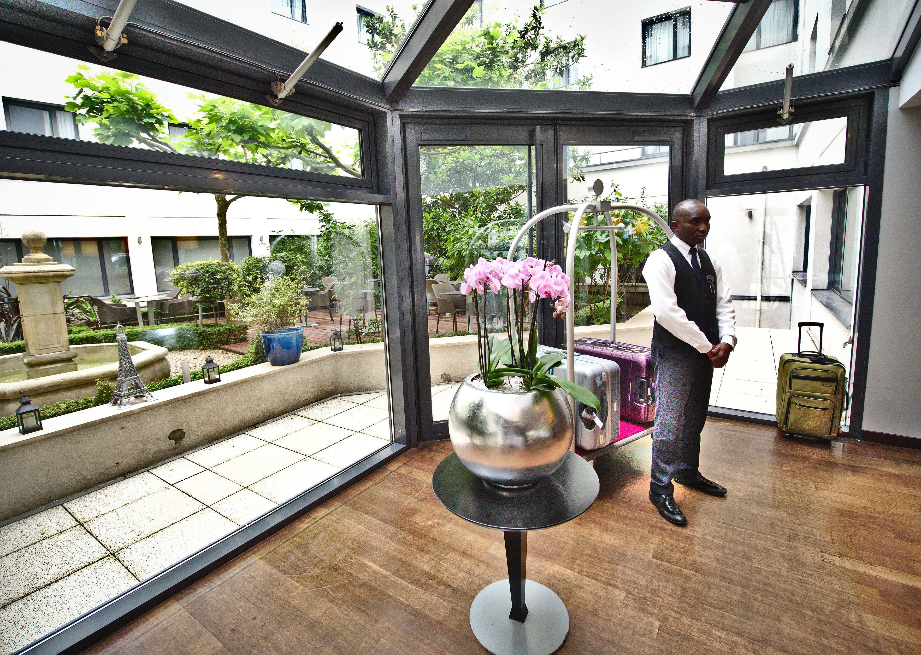 Mercure Gare Montparnasse Tgv 4*